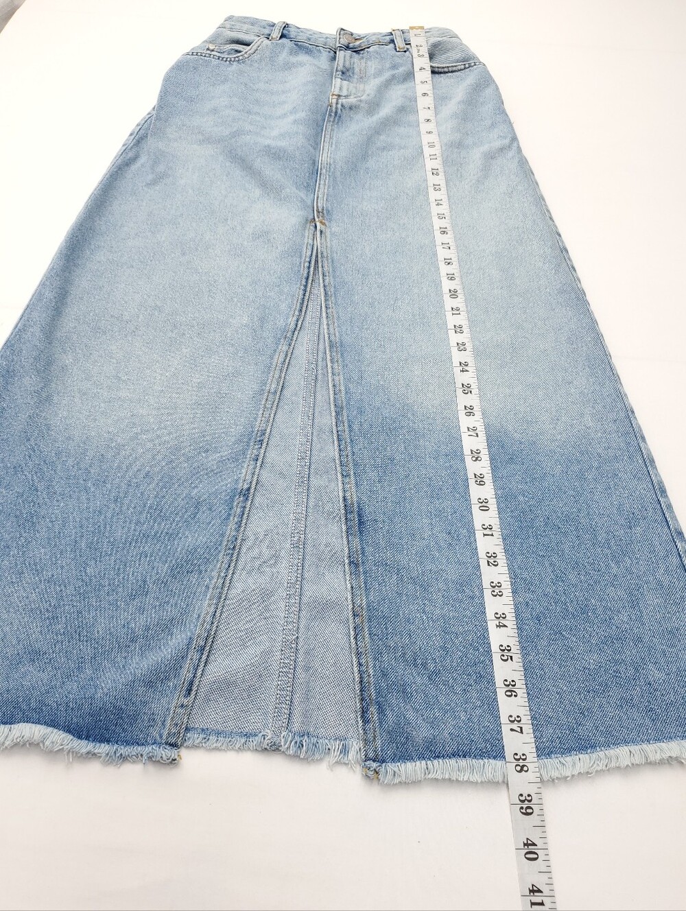 Pilcro The Madi Light Blue Wash Denim Maxi Skirt Size 2 Front Split Raw Hem - Picture 4 of 9